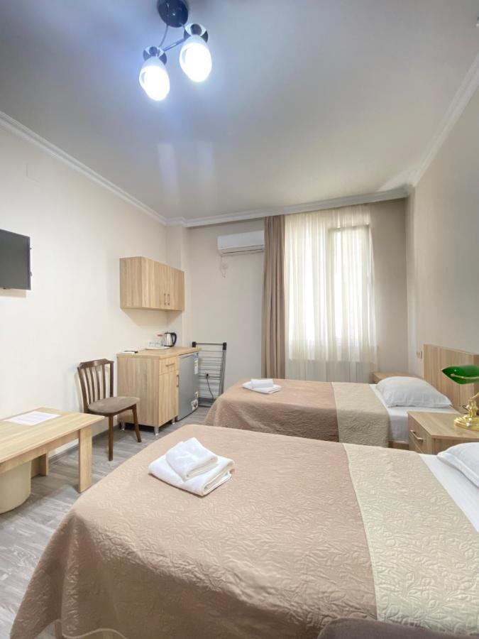 באטומי Hotel Garanti מראה חיצוני תמונה