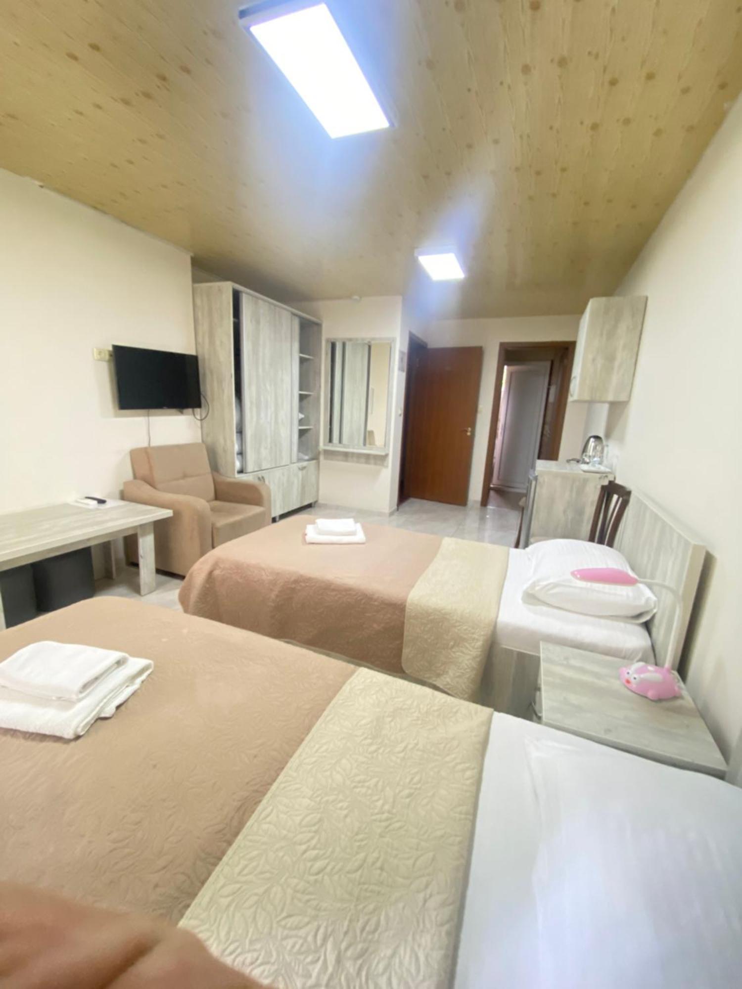 באטומי Hotel Garanti מראה חיצוני תמונה