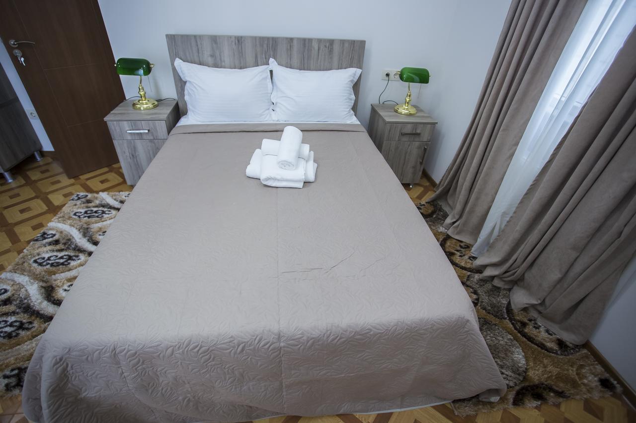 באטומי Hotel Garanti מראה חיצוני תמונה