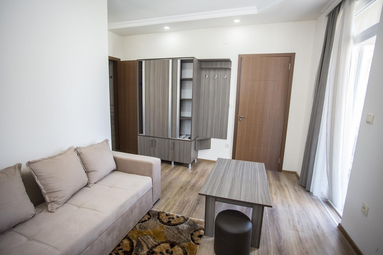 באטומי Hotel Garanti מראה חיצוני תמונה