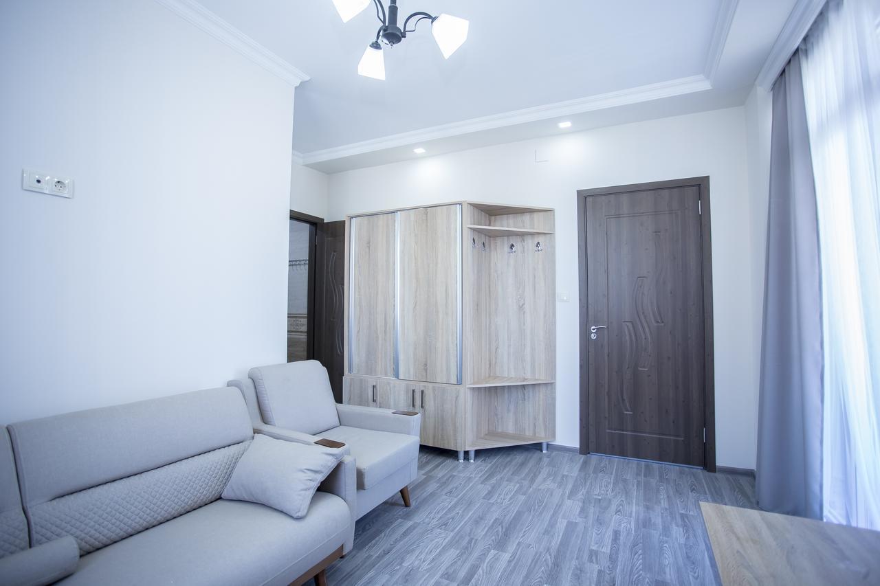באטומי Hotel Garanti מראה חיצוני תמונה